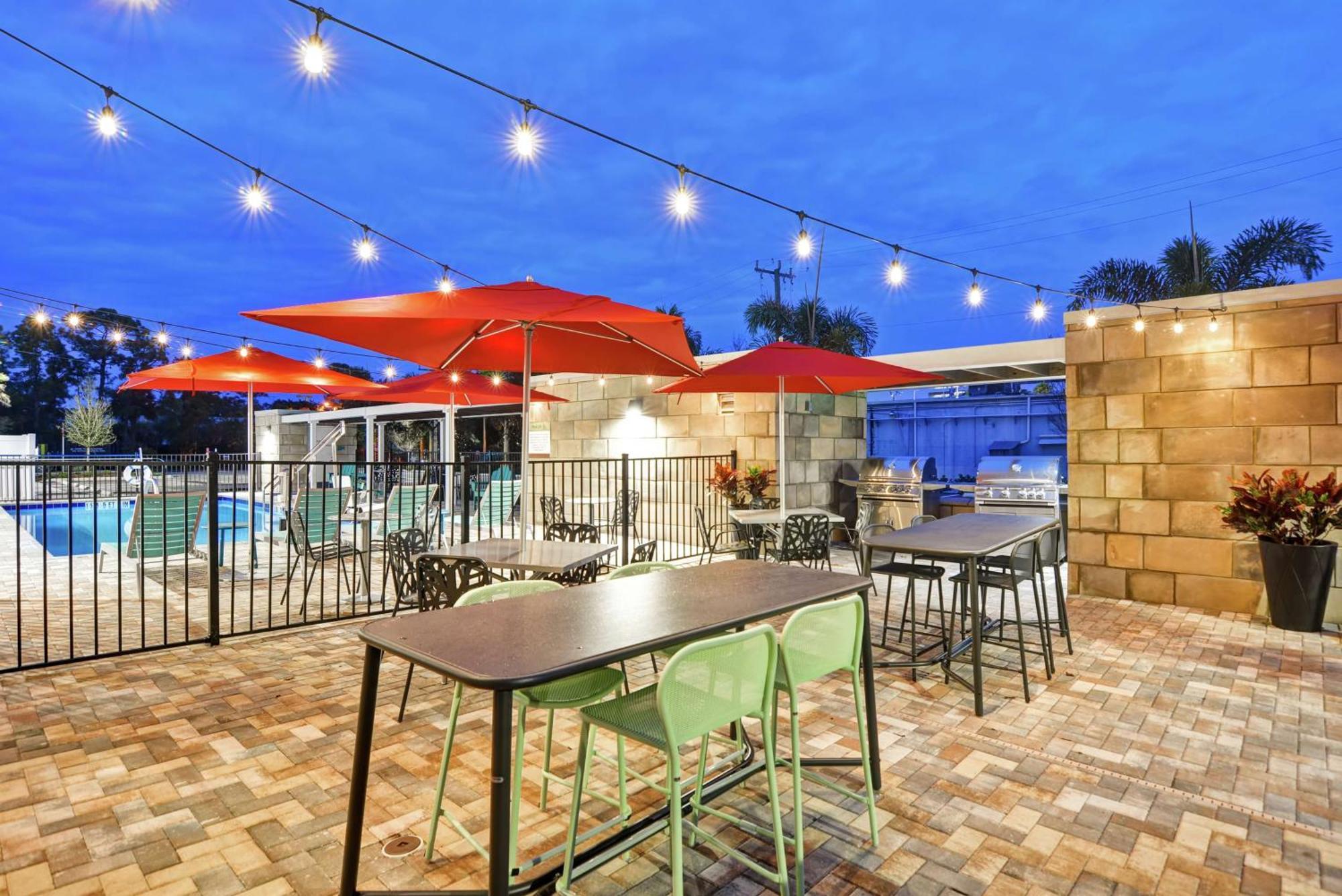 Home2 Suites By Hilton Daytona Beach Speedway Εξωτερικό φωτογραφία